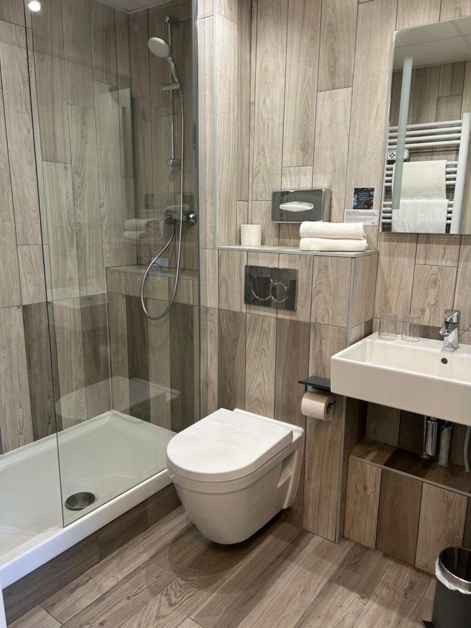 Hotel Du Golf Saint-Laurent Ploemel Bagian luar foto
